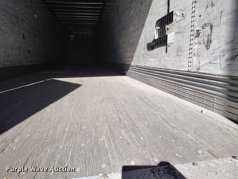 image for item DT0751 2002 Wabash dry van trailer