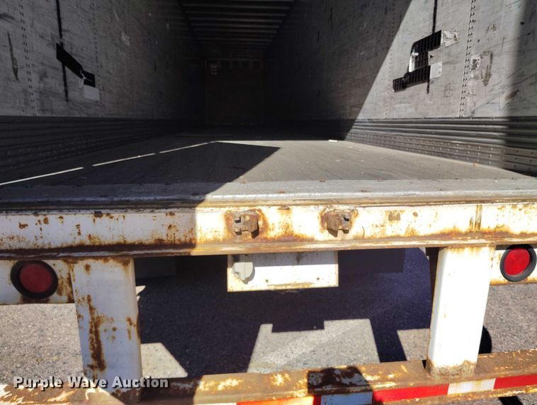 image for item DT0751 2002 Wabash dry van trailer