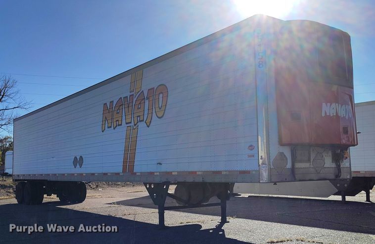 image for item DT0752 2011 Utility refrigerated van trailer