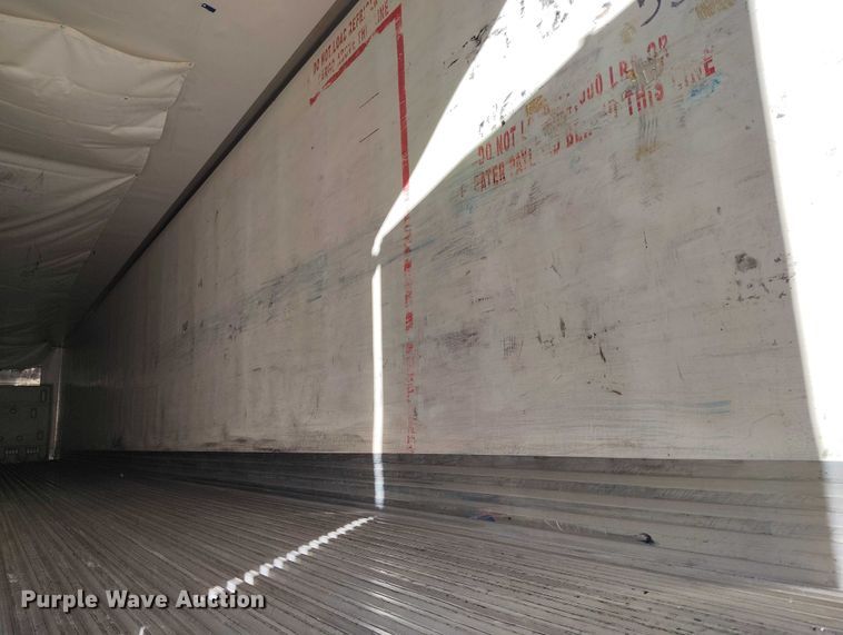 image for item DT0752 2011 Utility refrigerated van trailer