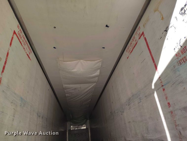 image for item DT0752 2011 Utility refrigerated van trailer