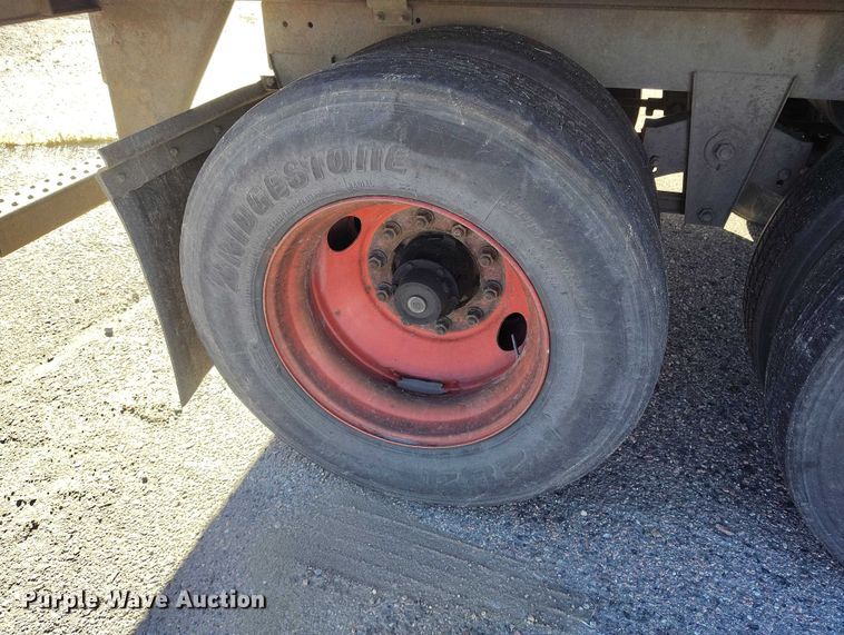 image for item DT0752 2011 Utility refrigerated van trailer