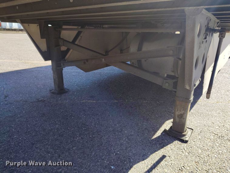 image for item DT0753 2012 Utility VS2RA refrigerated van trailer