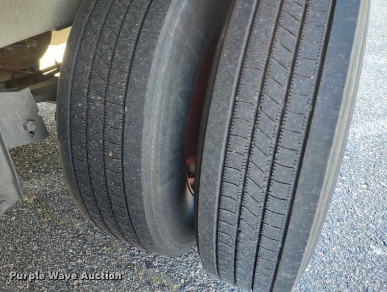 image for item DT0753 2012 Utility VS2RA refrigerated van trailer