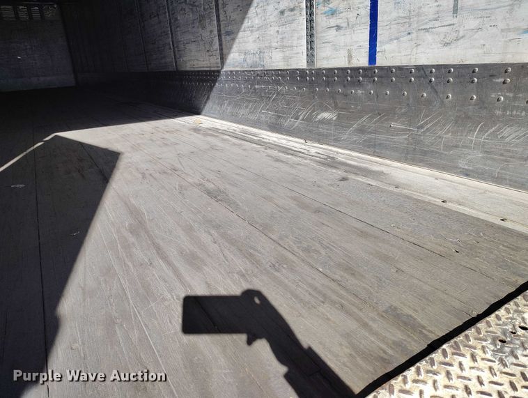 image for item DT0754 2005 Wabash dry van trailer