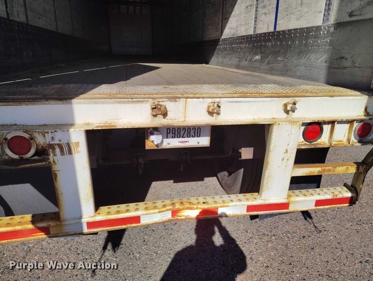 image for item DT0754 2005 Wabash dry van trailer