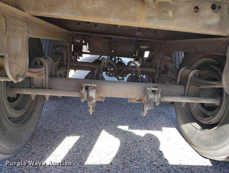 image for item DT0754 2005 Wabash dry van trailer