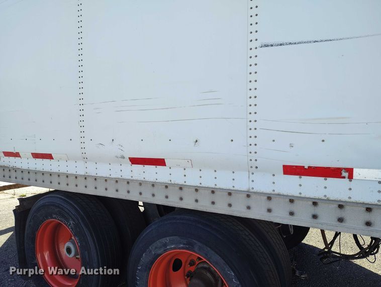 image for item DT0755 2002 Wabash dry van trailer