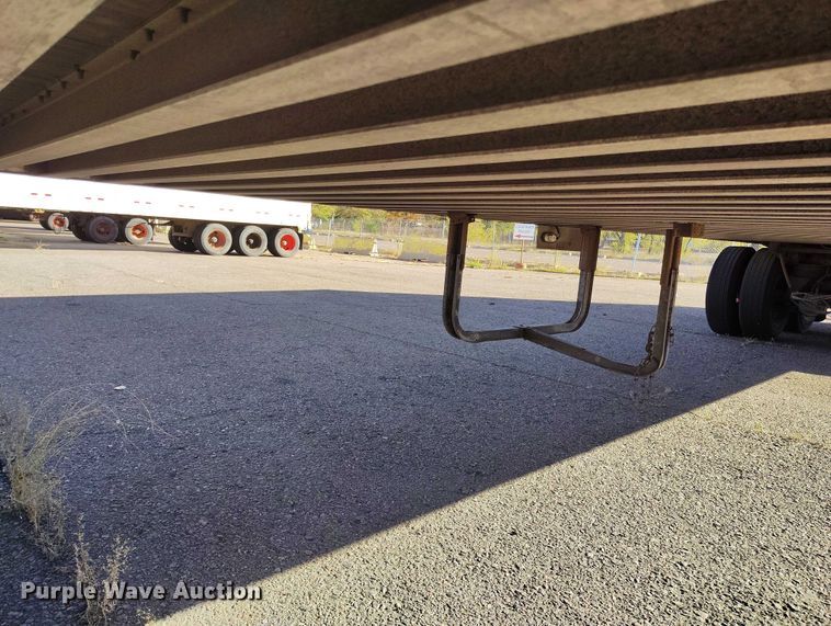 image for item DT0755 2002 Wabash dry van trailer