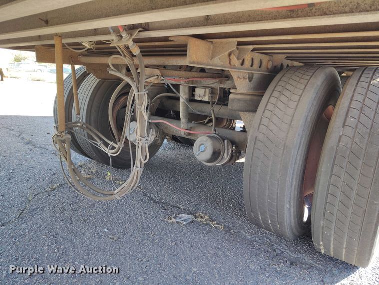 image for item DT0755 2002 Wabash dry van trailer