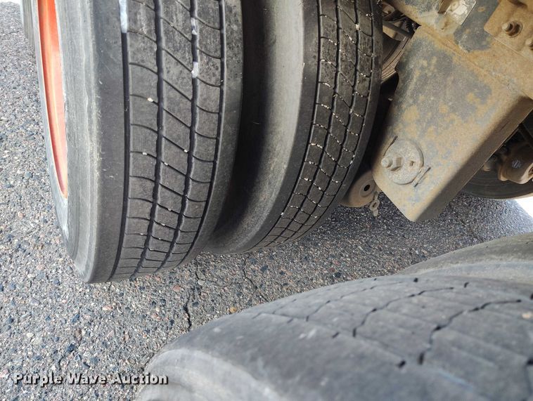 image for item DT0757 2003 Great Dane 7411TP-SA dry van trailer