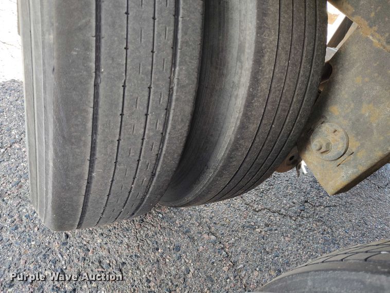 image for item DT0757 2003 Great Dane 7411TP-SA dry van trailer