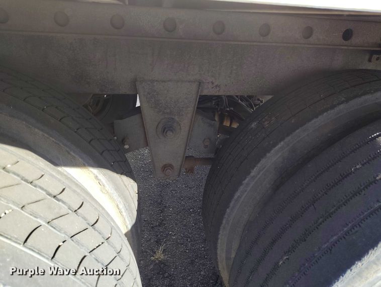 image for item DT0758 2003 Great Dane 7411TP-SA dry van trailer