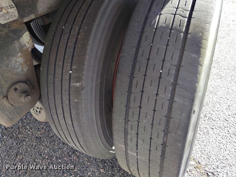 image for item DT0759 2003 Great Dane 7411TP-SA dry van trailer