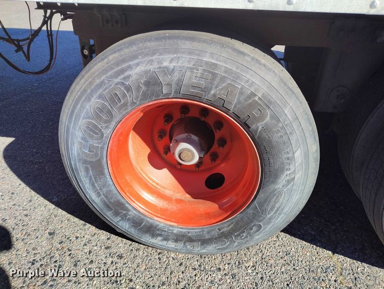 image for item DT0761 2003 Great Dane 7411TP-SA dry van trailer