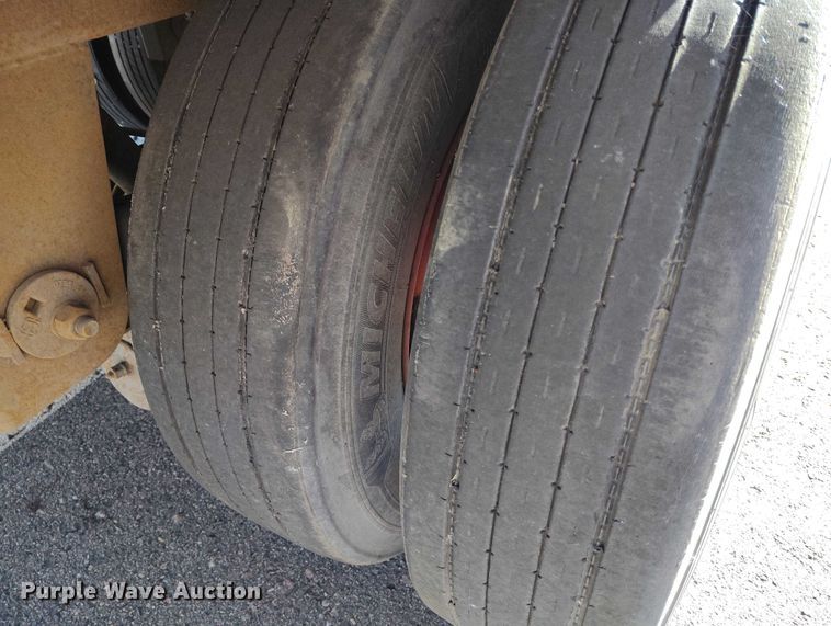 image for item DT0762 2003 Great Dane 7411TP-SA dry van trailer