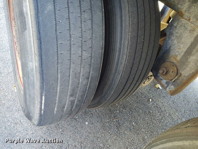 image for item DT0764 2003 Great Dane 7411TP-SA dry van trailer