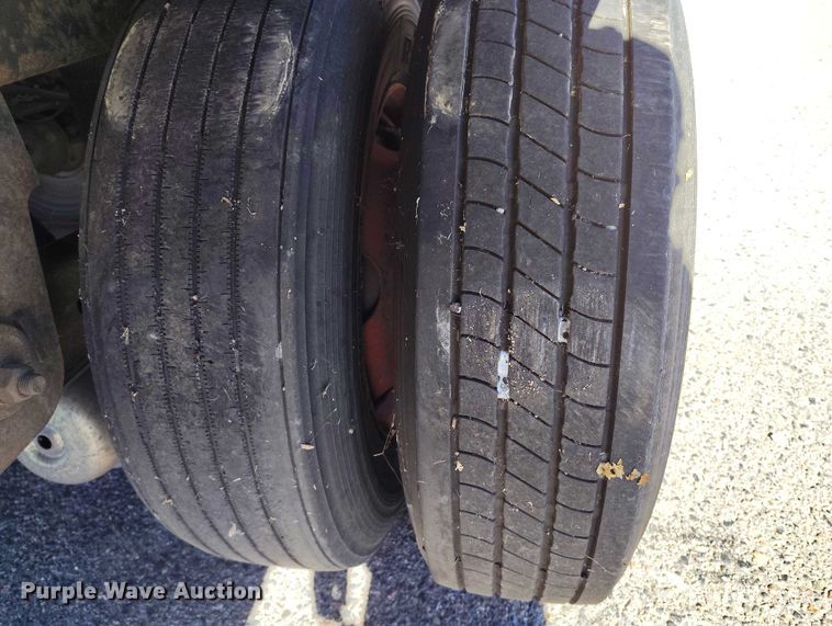 image for item DT0765 2003 Great Dane 7411TP-SA dry van trailer