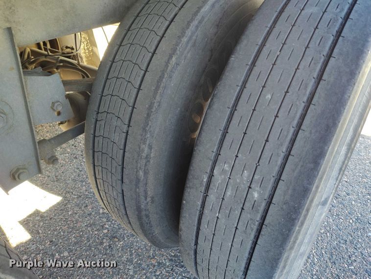 image for item DT0766 2003 Great Dane 7411TP-SA dry van trailer