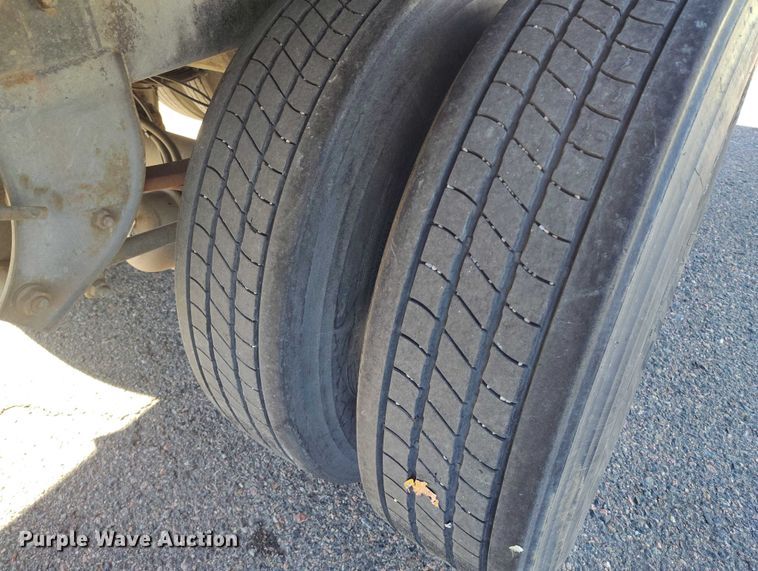 image for item DT0766 2003 Great Dane 7411TP-SA dry van trailer