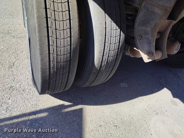 image for item DT0767 2003 Great Dane 7411TP-SA dry van trailer