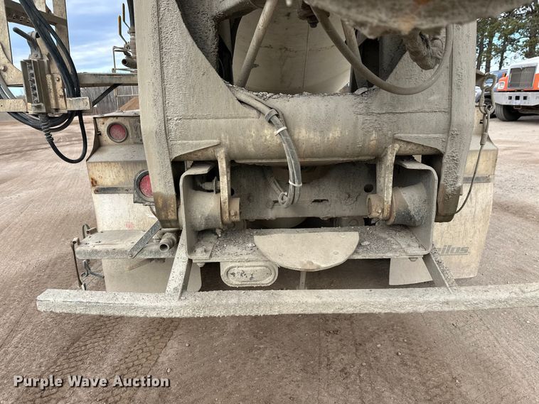 image for item DT6438 2000 International 5500i ready mix truck