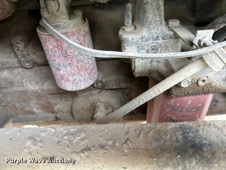 image for item DT6438 2000 International 5500i ready mix truck