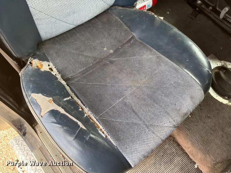 image for item DU1493 1988 Freightliner semi truck