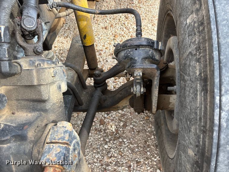 image for item DU1493 1988 Freightliner semi truck