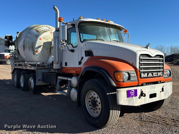 image for item DW4344 2002 Mack CV513 ready mix truck