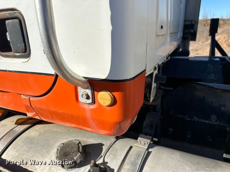 image for item DW4344 2002 Mack CV513 ready mix truck