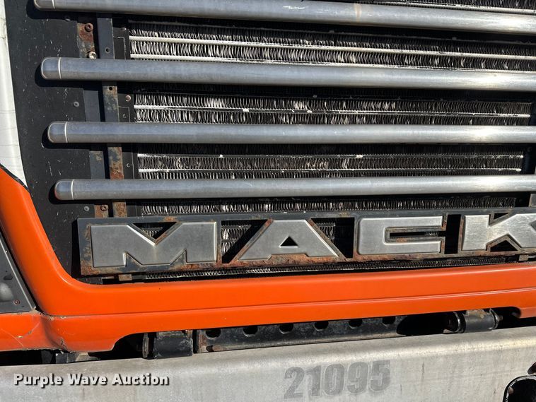 image for item DW4344 2002 Mack CV513 ready mix truck