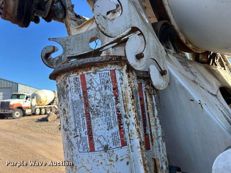 image for item DW4344 2002 Mack CV513 ready mix truck