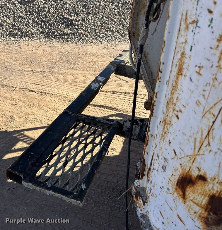 image for item DW4344 2002 Mack CV513 ready mix truck