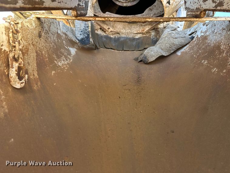 image for item DW4344 2002 Mack CV513 ready mix truck