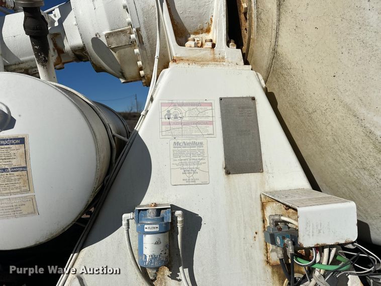 image for item DW4344 2002 Mack CV513 ready mix truck