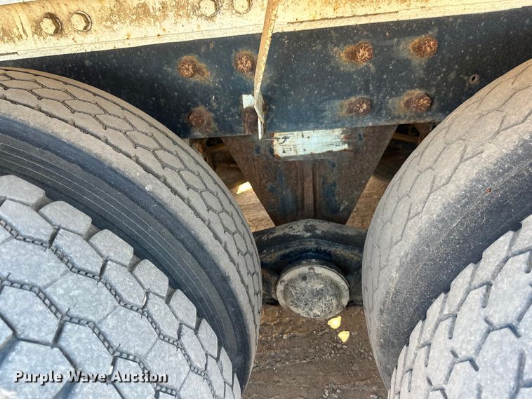 image for item DW4344 2002 Mack CV513 ready mix truck