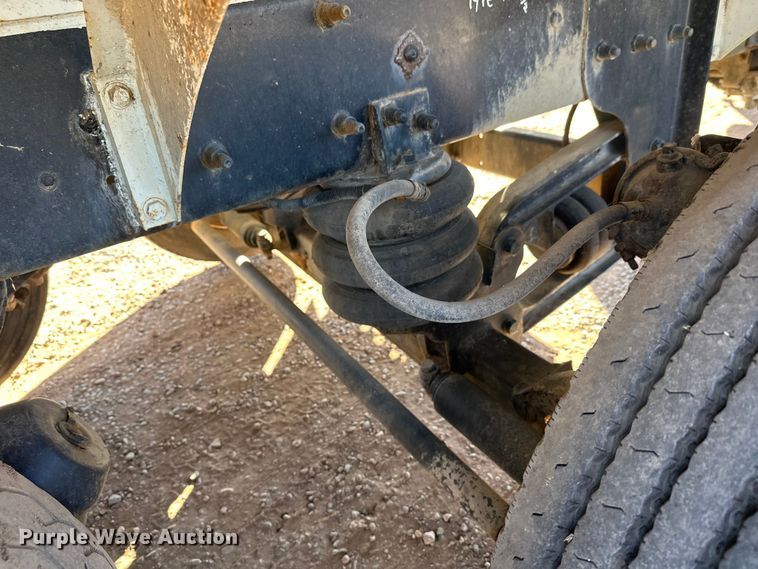 image for item DW4344 2002 Mack CV513 ready mix truck