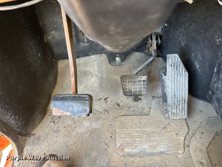 image for item DW4344 2002 Mack CV513 ready mix truck