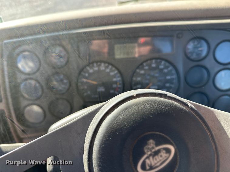 image for item DW4344 2002 Mack CV513 ready mix truck