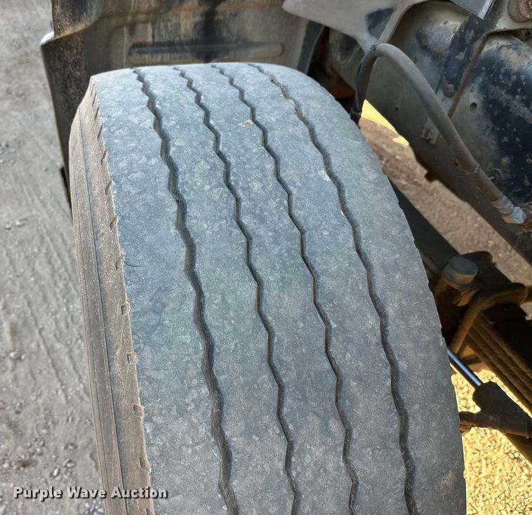 image for item DW4344 2002 Mack CV513 ready mix truck