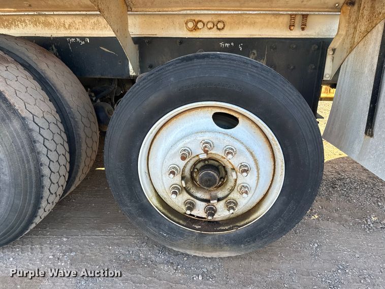 image for item DW4344 2002 Mack CV513 ready mix truck