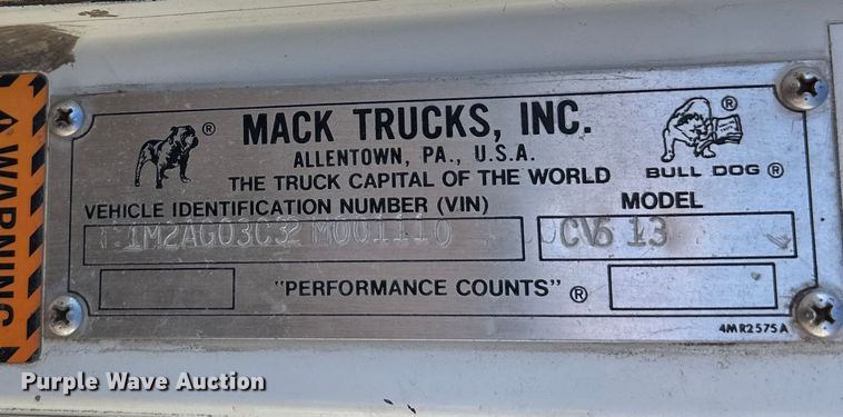 image for item DW4344 2002 Mack CV513 ready mix truck
