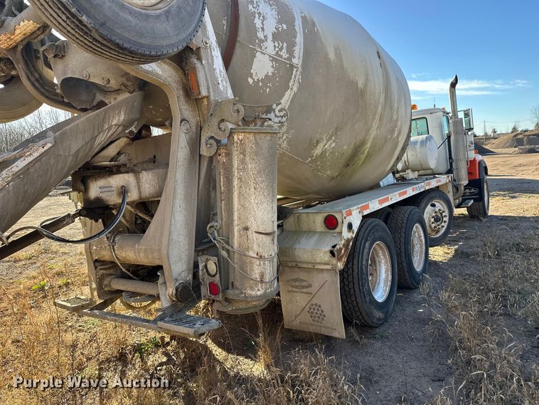 image for item DW4346 1996 Mack RD ready mix truck