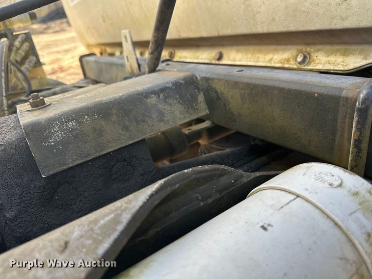 image for item DW4346 1996 Mack RD ready mix truck