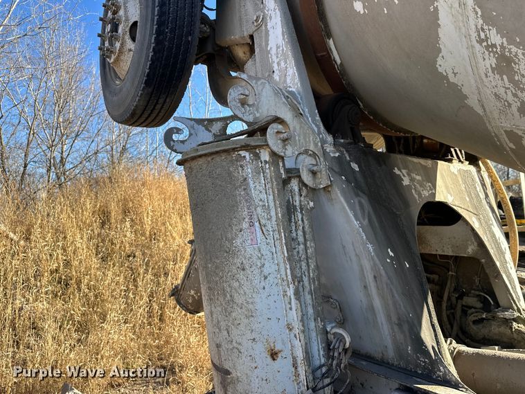 image for item DW4346 1996 Mack RD ready mix truck