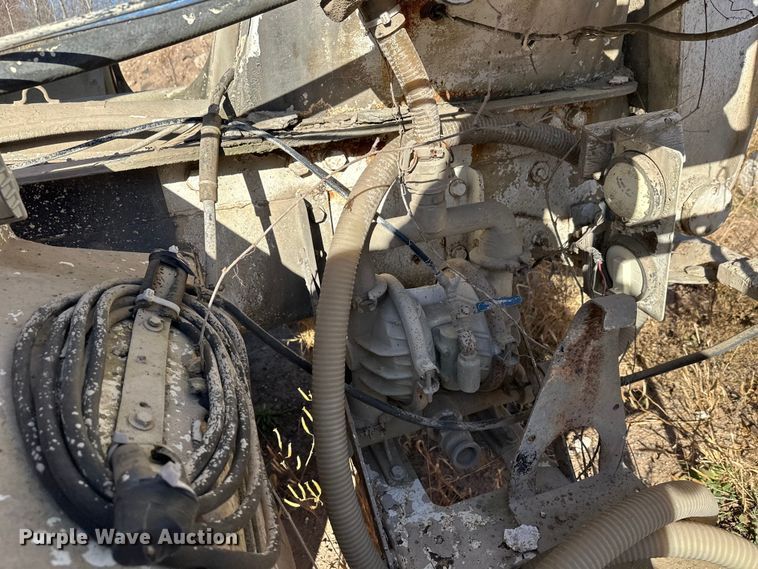 image for item DW4346 1996 Mack RD ready mix truck