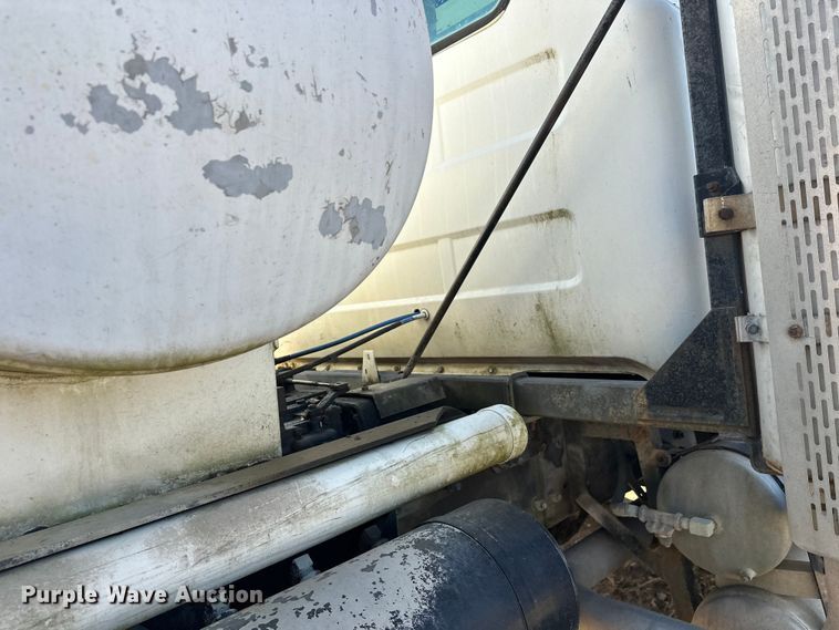 image for item DW4346 1996 Mack RD ready mix truck