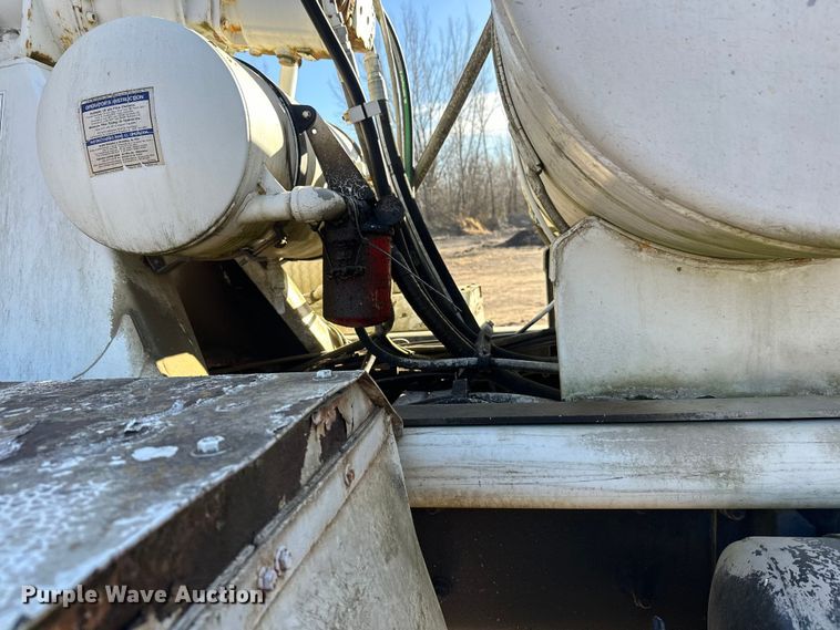 image for item DW4346 1996 Mack RD ready mix truck