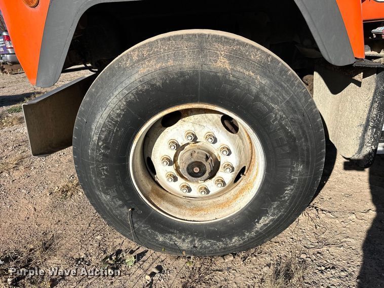 image for item DW4346 1996 Mack RD ready mix truck